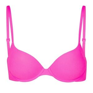 Skims FITS EVERYBODY PUSH-UP DEMI BRA | COLOR: NEON PINK | NEW/NWT!!🩷🩷